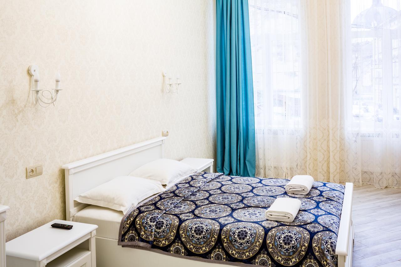 Leogrand Vip Apartments On Udatnogo 4 Lviv Exteriör bild